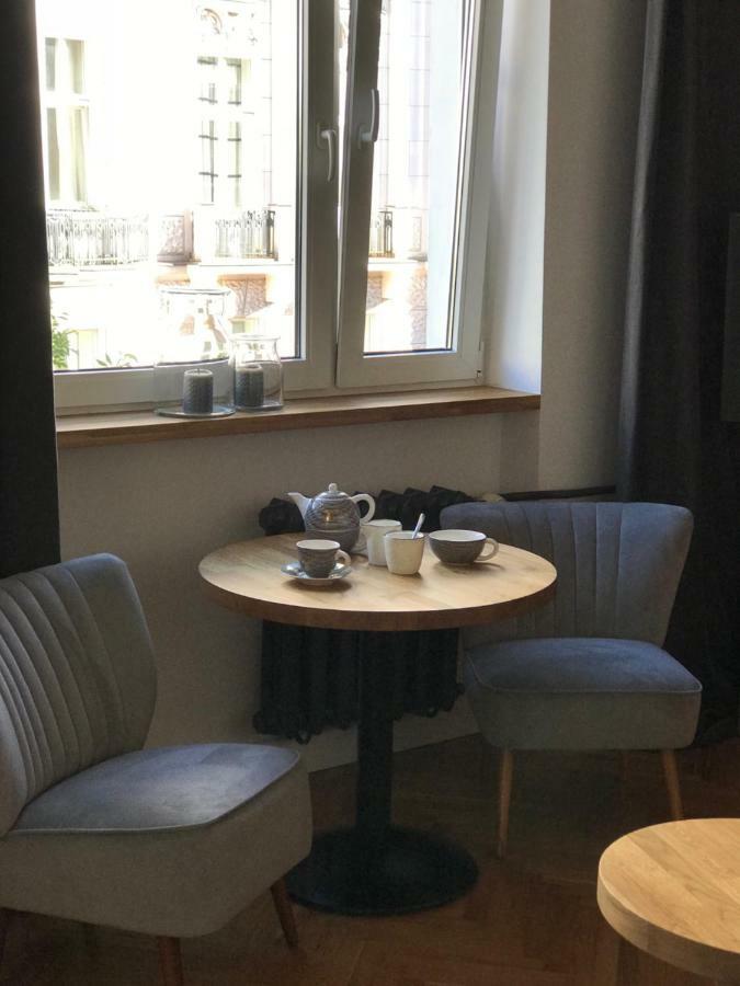Warszawa Hoza Appartement Buitenkant foto