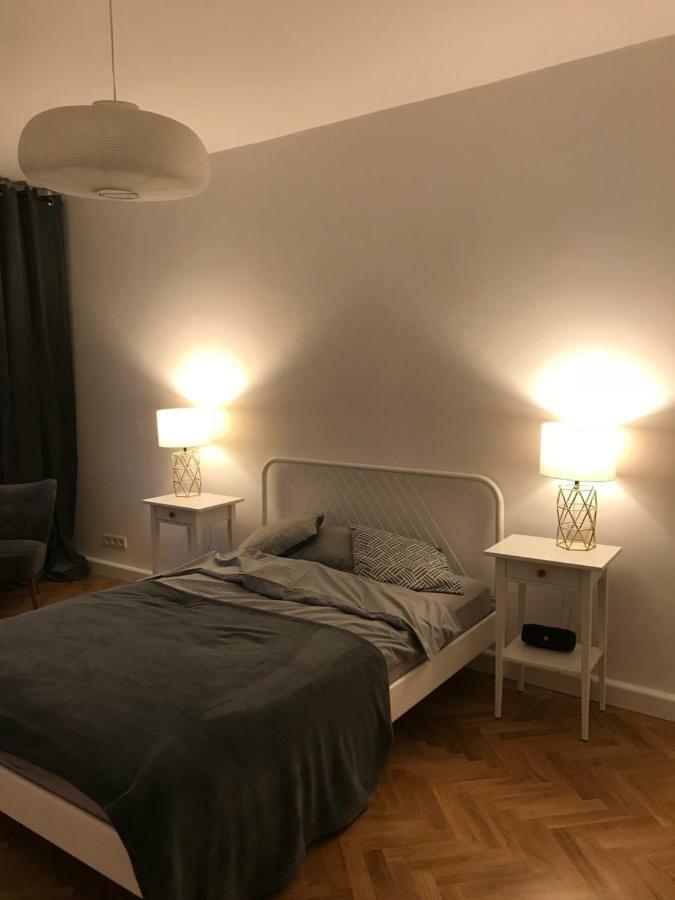 Warszawa Hoza Appartement Buitenkant foto